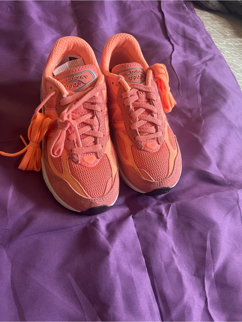 New Balance Pre-School/Little Kid Size 12C Coral/Orange 990v6 Athletic Sneakers